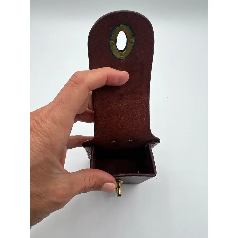 Vintage Leather Optik Magnifying‎ Glass Holder Fitted To Your Belt